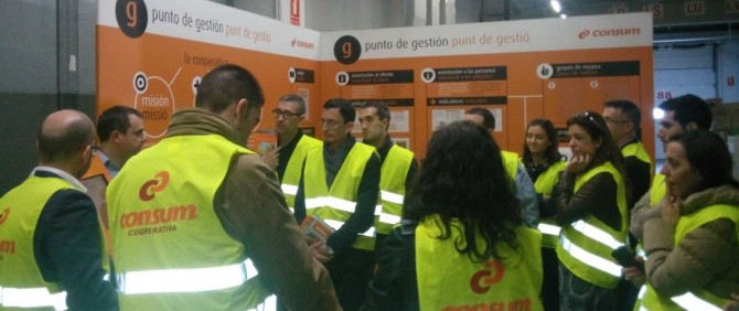 trabajadores-Consum-Silla