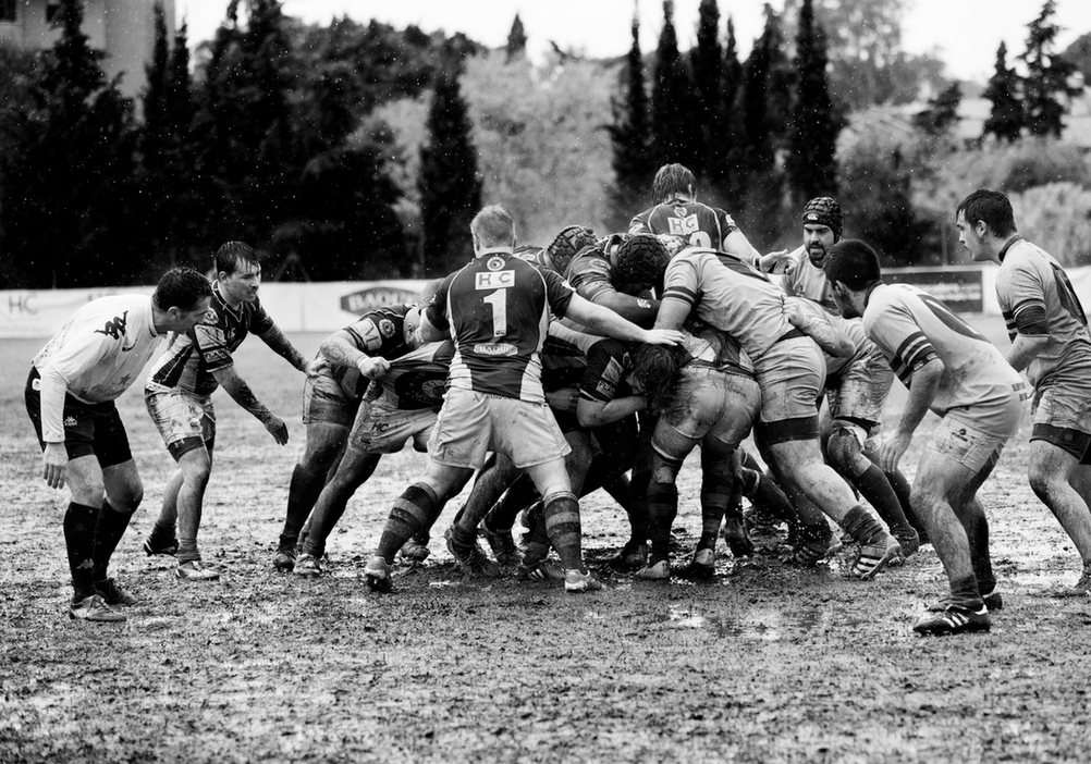 blue-red-pros-cons-reverse-mentoring